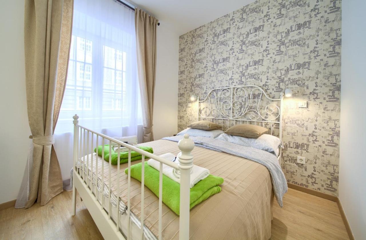 Logo Apartments 5 Min Walk To Main Square Zagreb Exterior foto